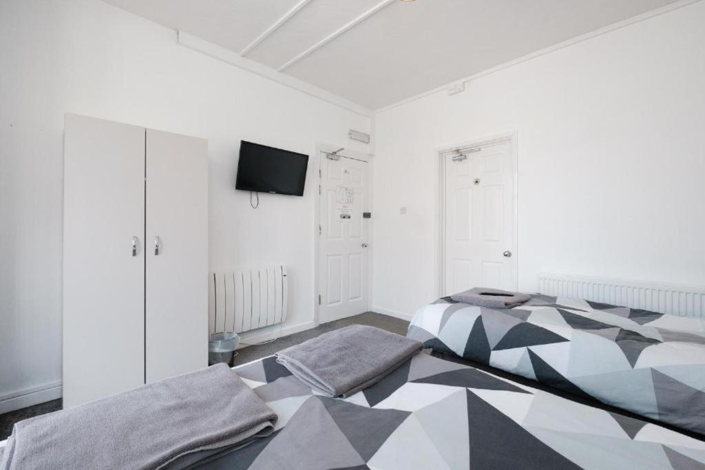 Oyo The Pickering Park Hotel Кингстън ъпон Хъл Екстериор снимка